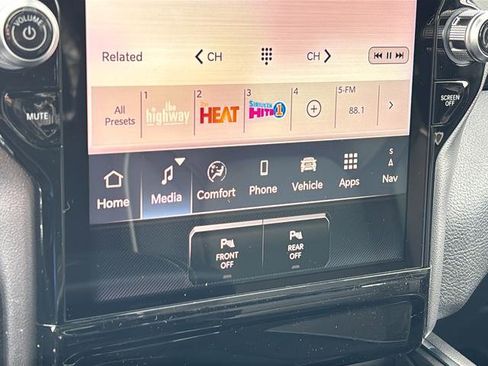 New 2026 RAM 1500 Laramie image 32