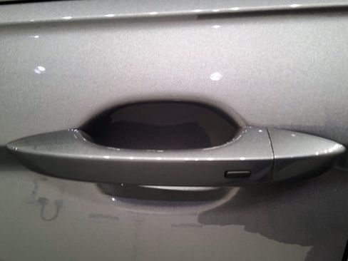 Used 2024 Volkswagen Tiguan SE R-Line image 17