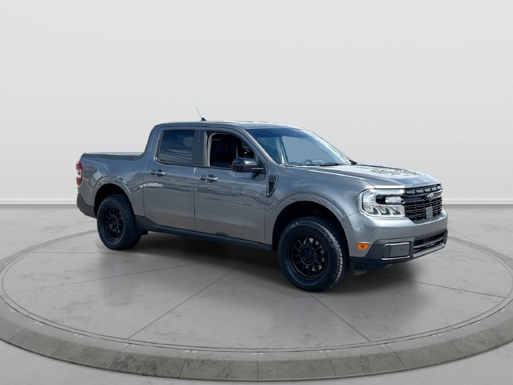 Used 2024 Ford Maverick Lariat w/ Black Appearance Package AWD/4WD image 2