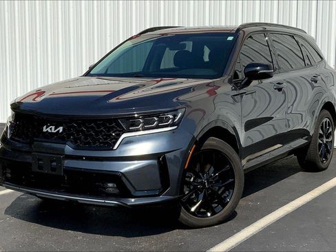 Used 2023 Kia Sorento SX image 1