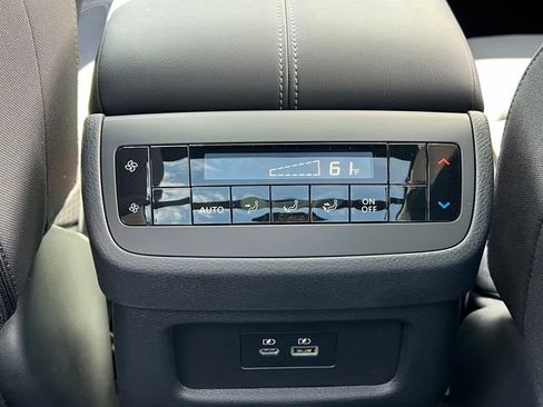 New 2025 Nissan Pathfinder SV w/ SV Premium Package image 24