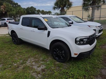 Used 2024 Ford Maverick Lariat w/ Black Appearance Package