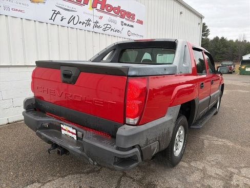 Used 2005 Chevrolet Avalanche LS image 11