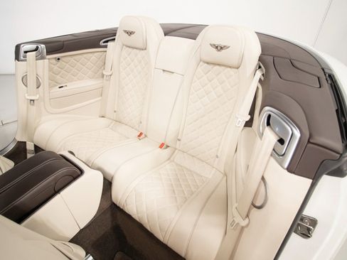 Used 2016 Bentley Continental GTC image 37