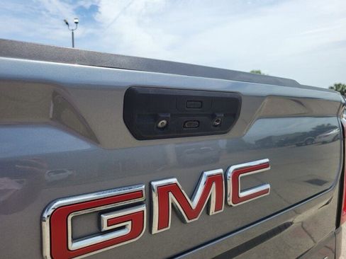 Used 2021 GMC Sierra 1500 SLT AWD/4WD image 7