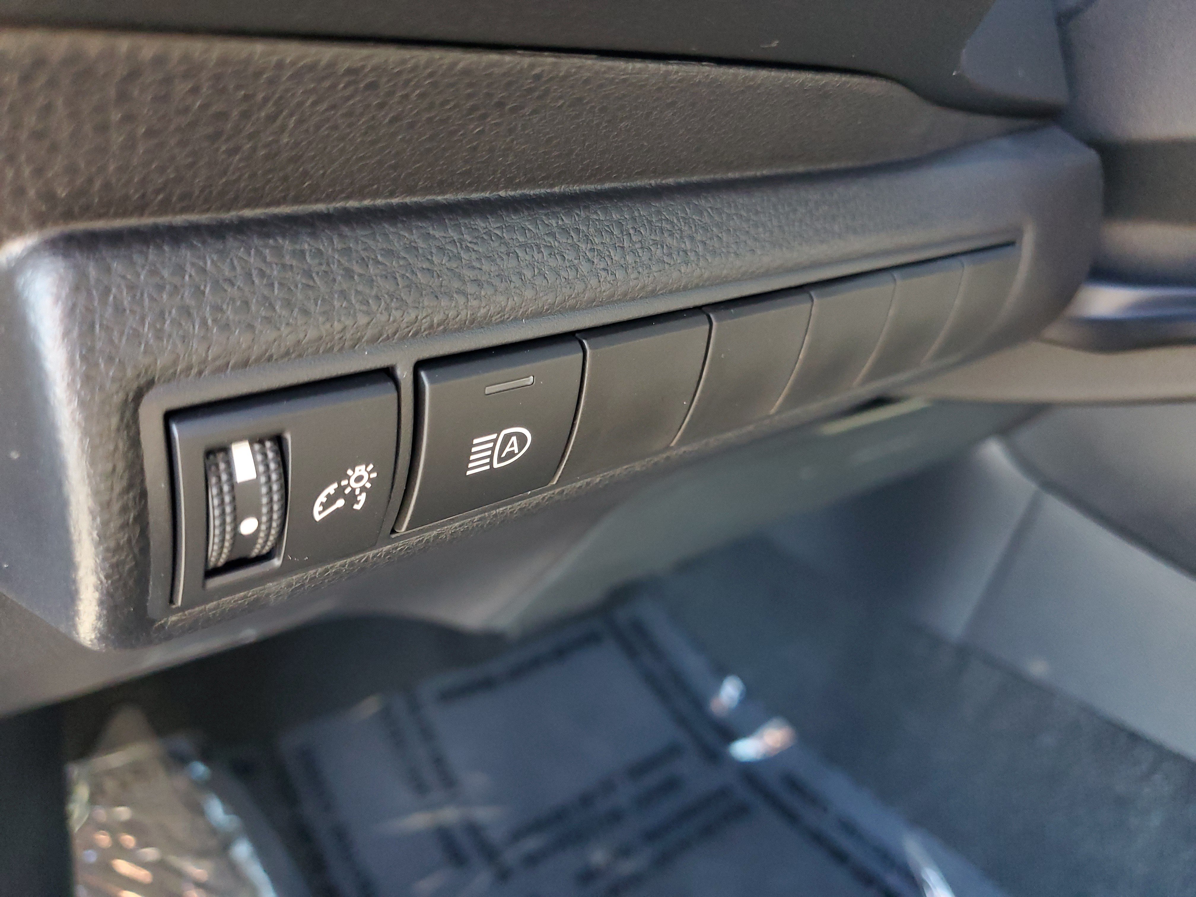 New 2027 Toyota Corolla LE w/ LE Premium Package FWD image 21