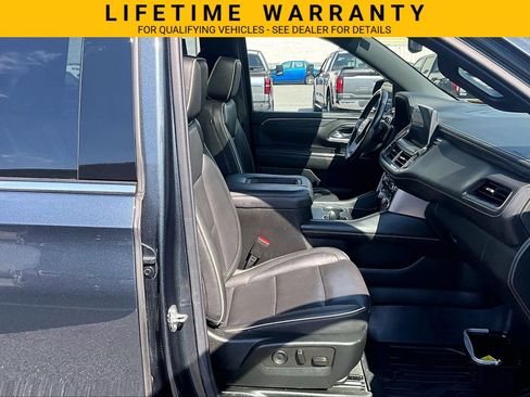 Used 2021 GMC Yukon SLT w/ SLT Premium Package AWD/4WD image 7