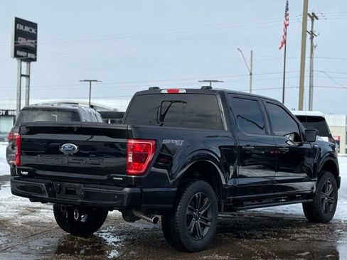 Certified 2022 Ford F150 XLT w/ Equipment Group 302A High image 32