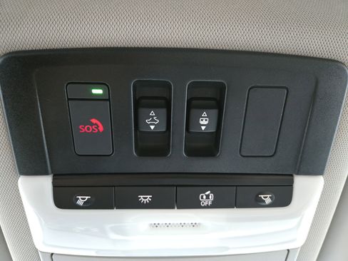 Certified 2023 Nissan Rogue SL image 25