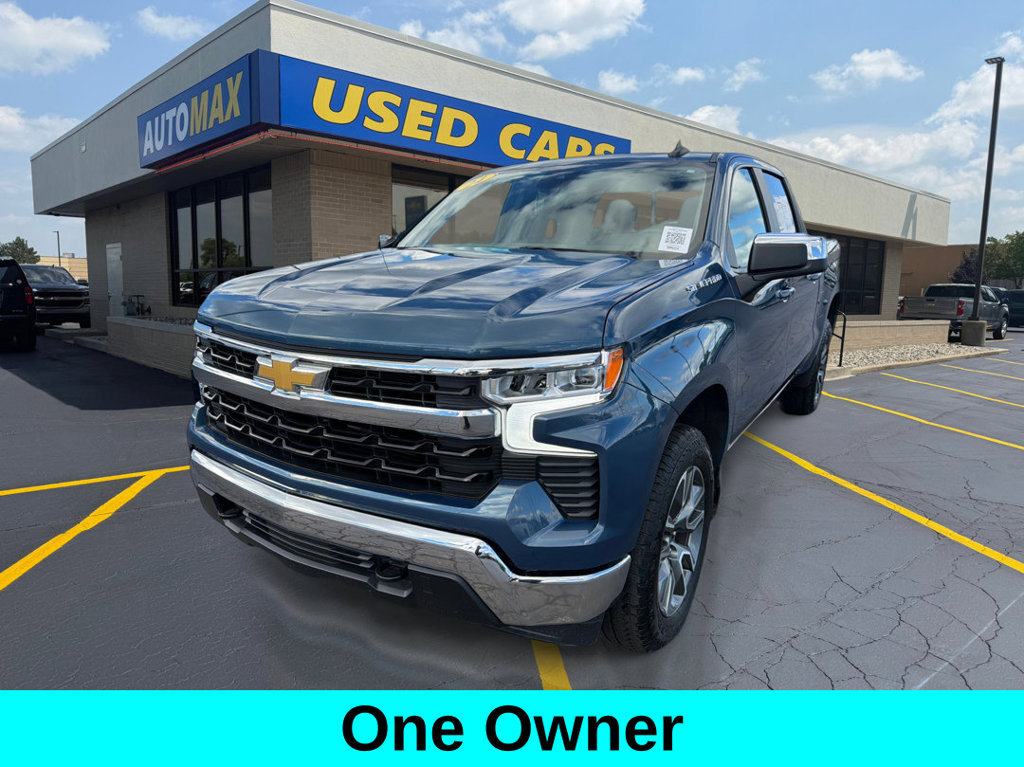Used 2024 Chevrolet Silverado 1500 LT AWD/4WD image 1