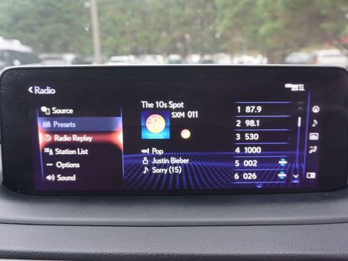 Used 2022 Lexus RX 350 AWD w/ Premium Package image 10