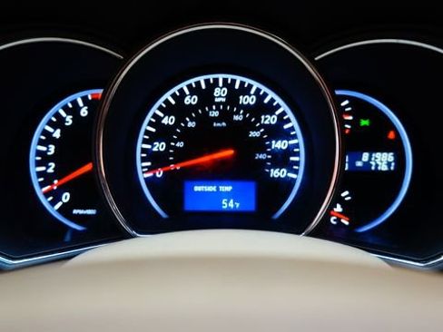 Used 2011 Nissan Murano LE w/ Navigation Pkg AWD/4WD image 14