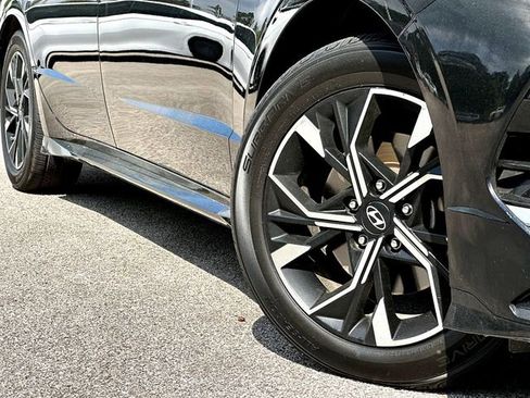 Used 2025 Hyundai Sonata SEL image 2
