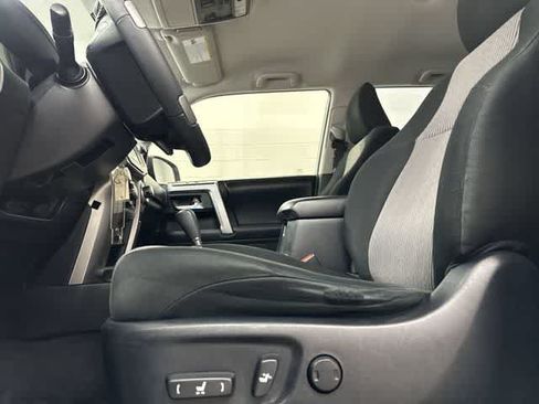 Used 2019 Toyota 4Runner SR5 RWD image 27