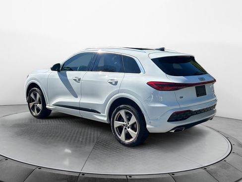 Certified 2025 Audi Q5 Premium w/ Premium Plus AWD/4WD image 5