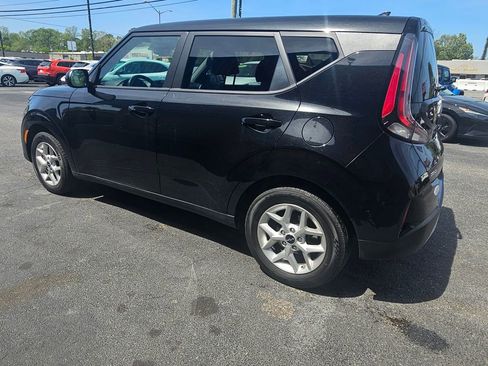 Used 2024 Kia Soul LX w/ Option Group 015 image 5