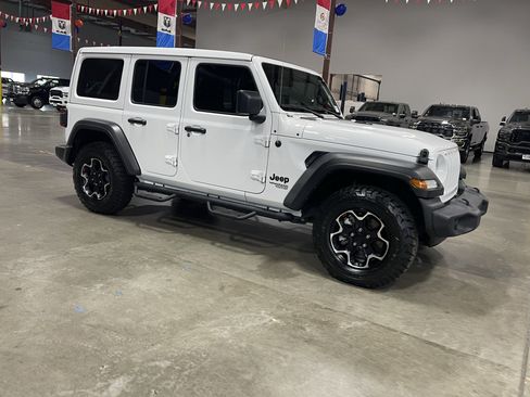 Used 2021 Jeep Wrangler Unlimited Sport w/ Sun And Sound Package AWD/4WD image 7