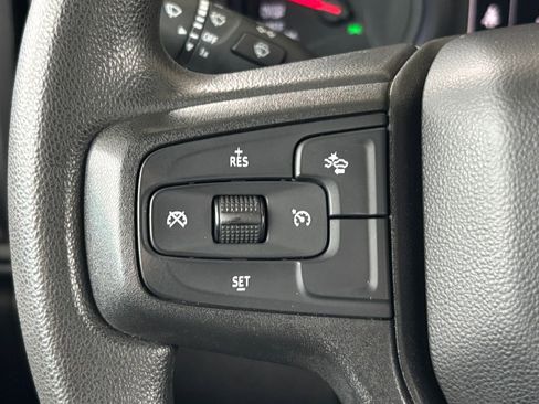 Used 2023 Chevrolet Silverado 1500 Custom image 11