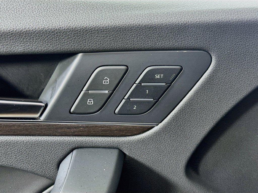 Used 2024 Audi Q5 2.0T Premium Plus AWD/4WD image 23