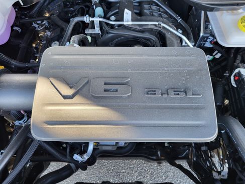 New 2026 RAM 1500 Express AWD/4WD image 28