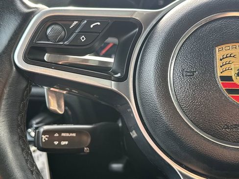 Used 2019 Porsche Macan image 18