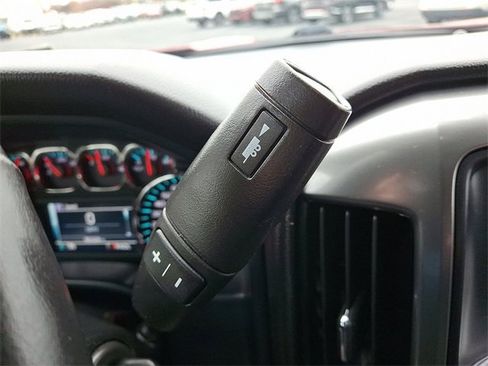 Used 2018 Chevrolet Silverado 1500 LT w/ All Star Edition image 17