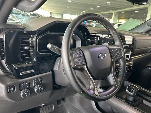 Used 2025 Chevrolet Silverado 1500 ZR2 w/ Technology Package AWD/4WD image 18