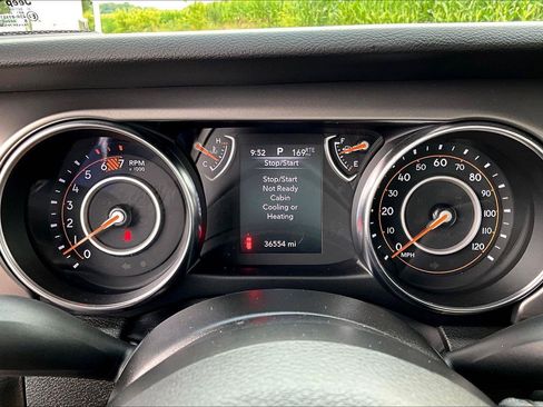 Used 2023 Jeep Wrangler Sport AWD/4WD image 21