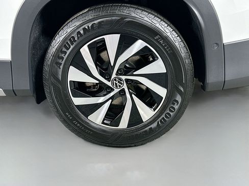 New 2026 Volkswagen Tiguan S image 28