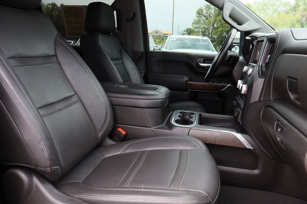 Used 2022 GMC Sierra 3500 Denali AWD/4WD image 32