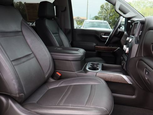 Used 2022 GMC Sierra 3500 Denali AWD/4WD image 32