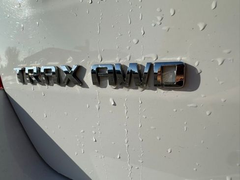 Used 2018 Chevrolet Trax LS image 22