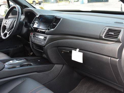 Used 2025 Honda Ridgeline TrailSport image 20