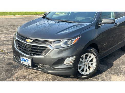 Used 2018 Chevrolet Equinox LT FWD image 8