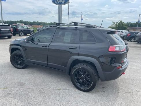 Used 2021 Jeep Cherokee Trailhawk w/ Technology Group AWD/4WD image 8