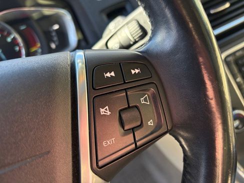 Used 2015 Volvo S60 T5 Premier image 8