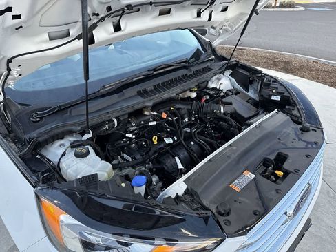 Used 2022 Ford Edge SE w/ Cargo Accessory Package image 7