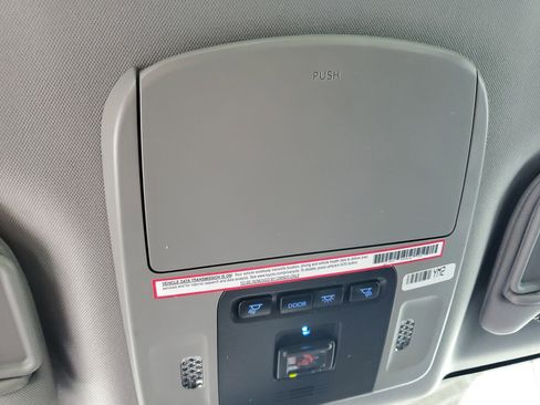 Used 2023 Toyota Camry XSE FWD image 20