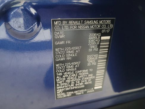Used 2017 Nissan Rogue SV FWD image 33