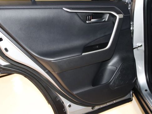 Used 2022 Toyota RAV4 Limited AWD/4WD image 48