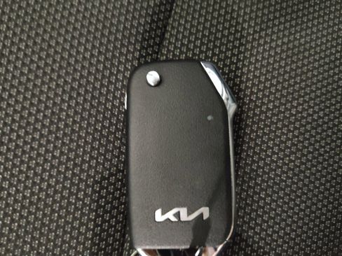 Used 2024 Kia Forte LXS w/ LXS Technology Package FWD image 32