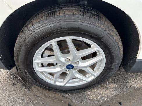 Used 2022 Ford Edge SEL w/ Convenience Package image 23