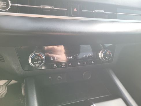 Used 2024 Mitsubishi Outlander ES image 18