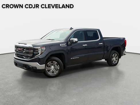 Used 2026 GMC Sierra 1500 SLT image 1