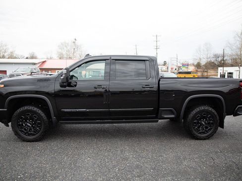 Certified 2024 Chevrolet Silverado 3500 High Country w/ Midnight Edition image 7