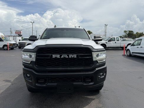 Used 2019 RAM 2500 Tradesman w/ Safety Group AWD/4WD image 3