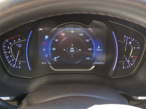 Used 2020 Hyundai Santa Fe Limited image 35