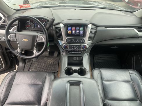 Used 2019 Chevrolet Suburban LT RWD image 23