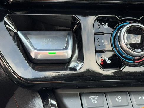 New 2026 GMC Sierra 2500 AT4 w/ AT4 Premium Plus Package image 18