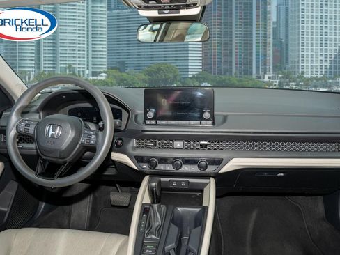Certified 2023 Honda Accord EX image 14